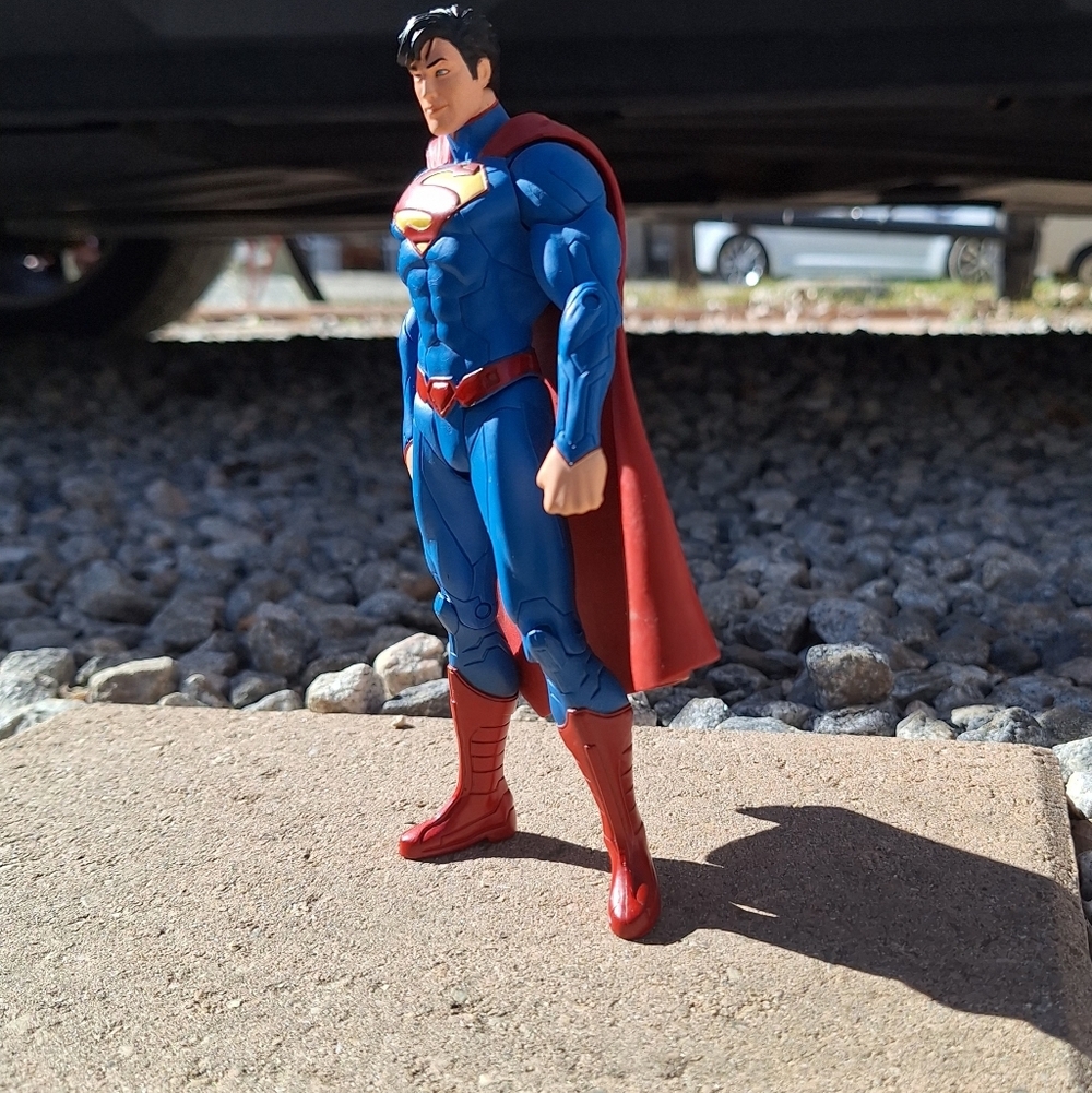 DC Comics Superman Collectible Action Figure - Blue and Red - Picture 2 of 12